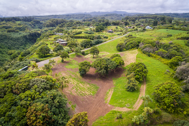 aerial view of a lot in Kailua Country Estates looking Mauka towards Haleakala